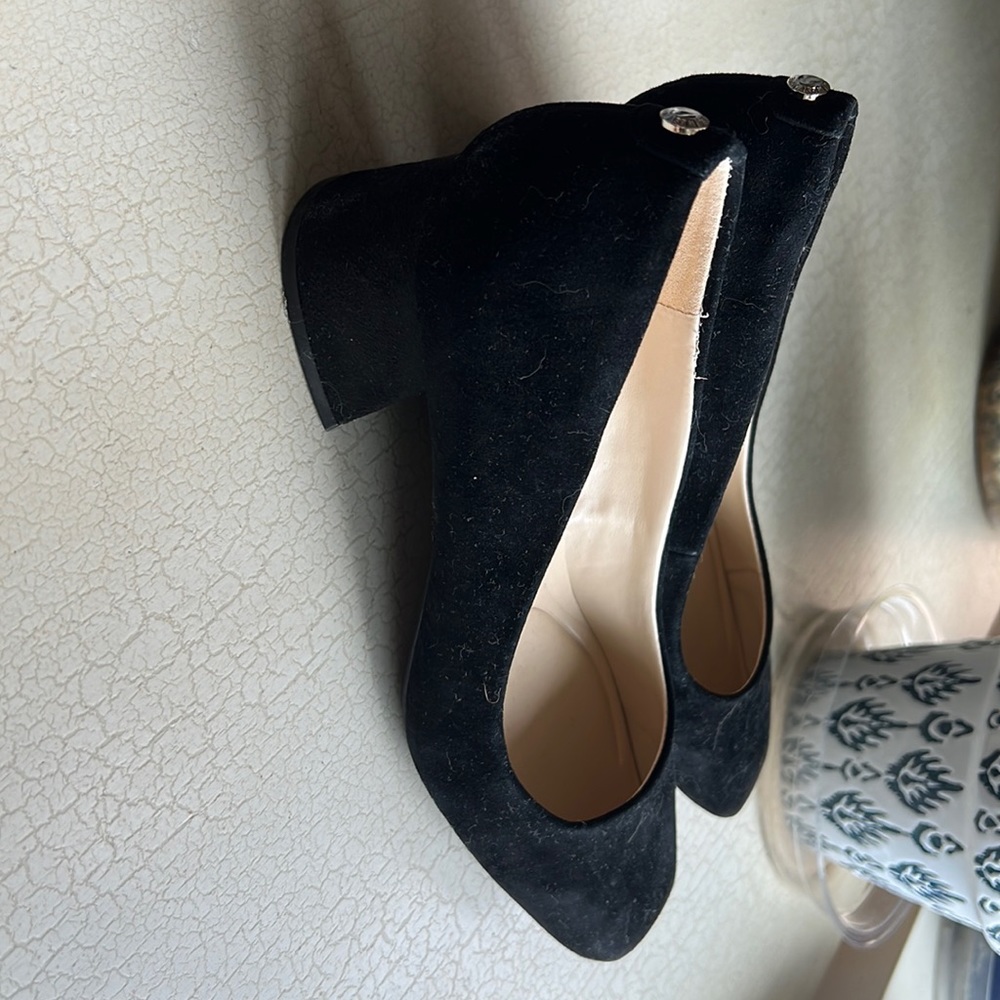 Brand New W/O Box Nine West 9x9 Black Suede Pumps